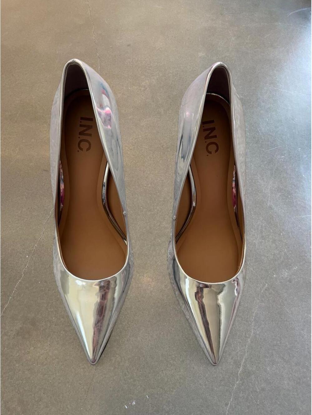 INC International Concepts Metallic Silver Pointed Toe Stiletto Pumps Y2K 9.5
